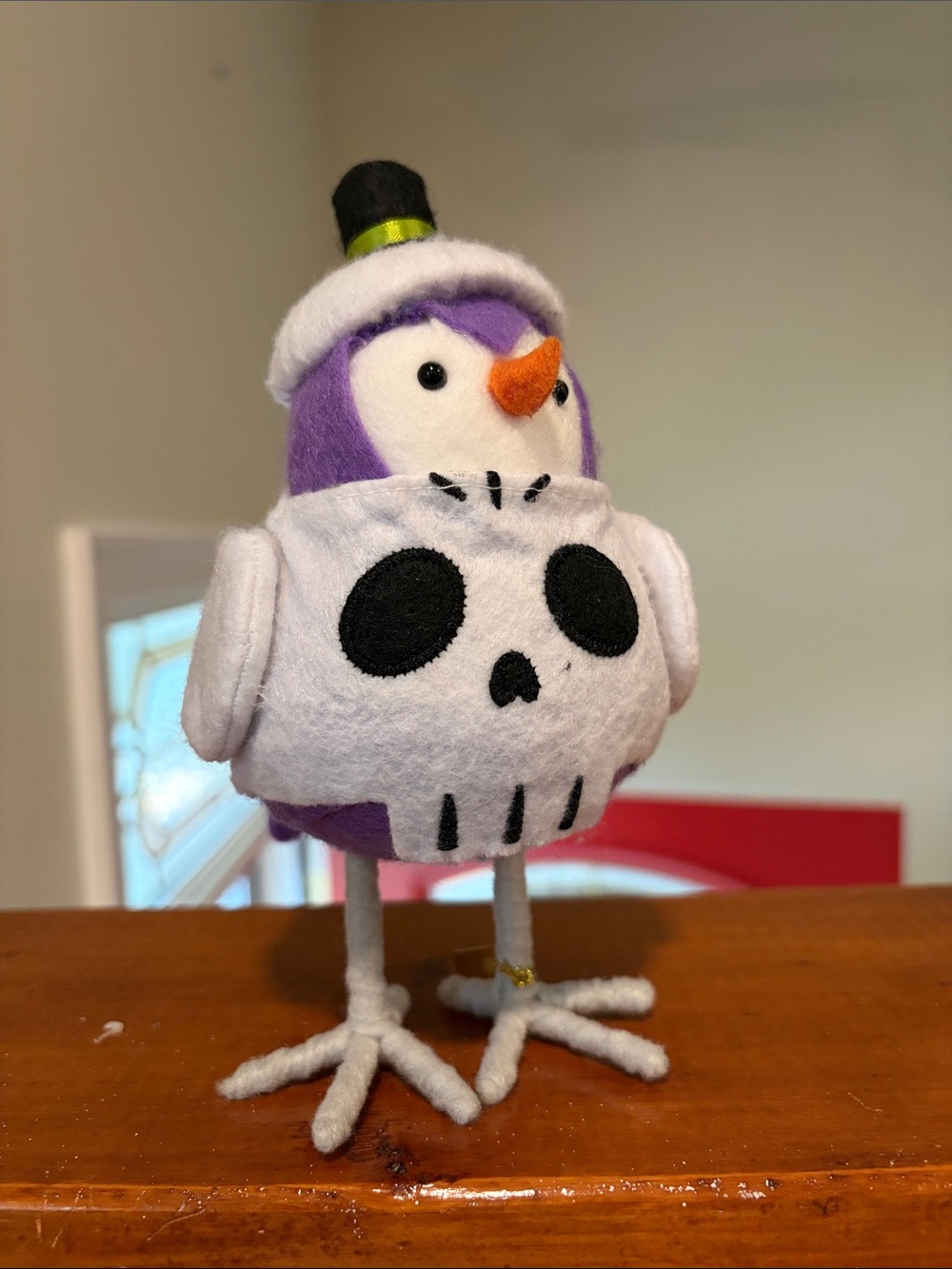 2022 Hyde & EEK! Boutique Featherly Friends Socket felted bird Halloween